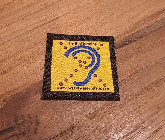 Limited hearing Strijk badge | Duo set | 2 maten stickers | 11 cm x 11 cm en 3,5 x 3,5 cm | slechthorend | doof