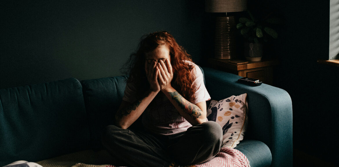 Het emotionele aspect van gehoorverlies en hoe hoortoestellen kunnen helpen