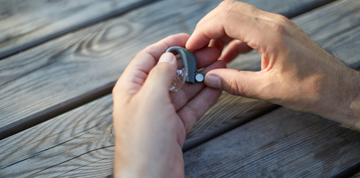 Hoelang gaat een hoortoestelbatterij mee?