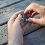 Hoelang gaat een hoortoestelbatterij mee?