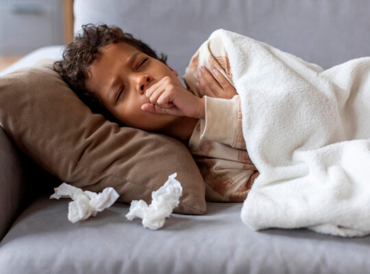 Waarom hoor je slechter met een verstopte neus?